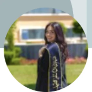 Lea Al-Charif, Pharmacist